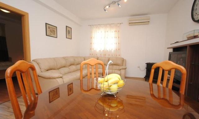 Villa Guliver Slatine Kültér fotó