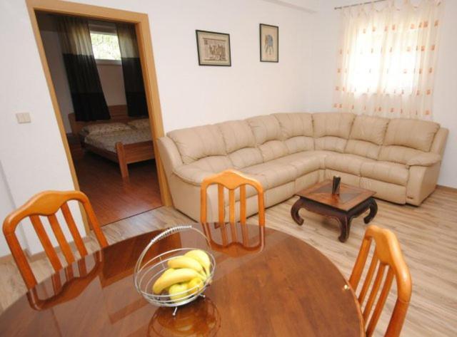 Villa Guliver Slatine Kültér fotó